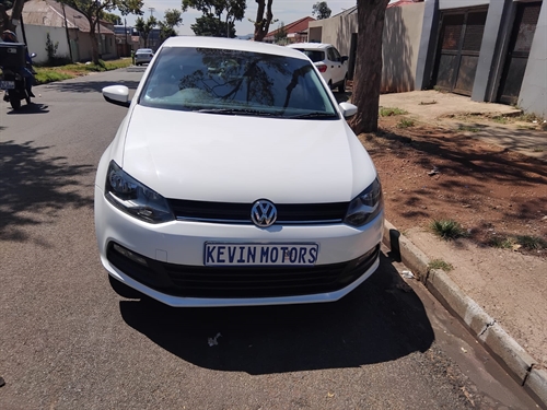 Volkswagen (VW) Polo Vivo 1.4 Hatch Comfortline 5 Door