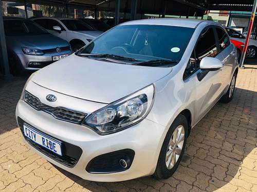 Kia Rio V 1.4 Hatch