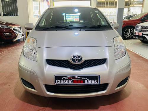 Toyota Yaris T3 Sedan A/C