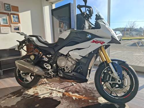 BMW S1000XR
