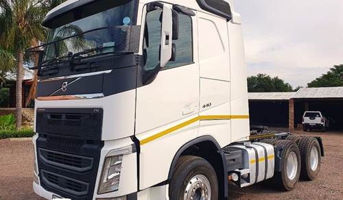 Volvo FH 440 - 6 x 4 - Sleeper Cab