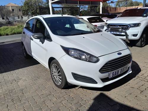 Ford Fiesta 1.4i (71 kW) Ambiente Hatch Back