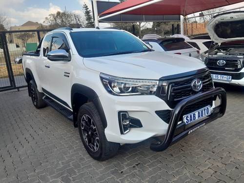 Toyota Hilux 2.8 GD-6 RB Legend Extra Cab