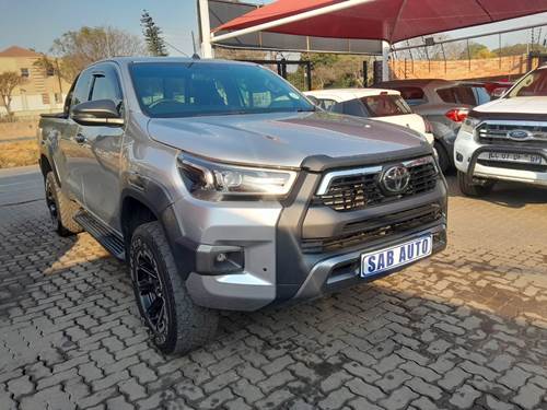 Toyota Hilux 2.8 GD-6 RB Legend Extra Cab