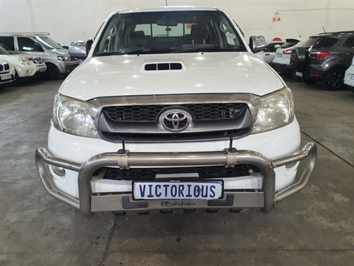 Toyota Hilux ( II) 3.0 D-4D Raider 4X4 Double Cab Heritage Edition