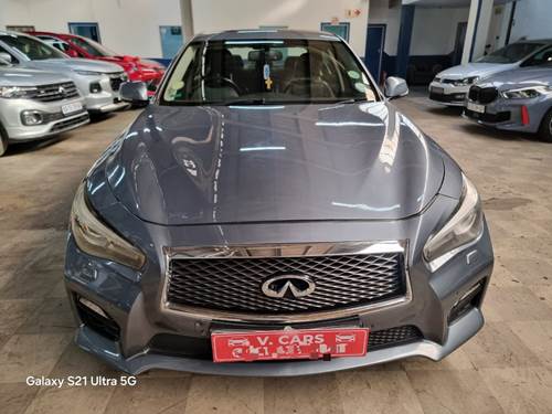 Infiniti Q50 3.5 P Hybrid