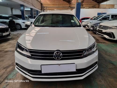 Volkswagen (VW) Jetta 1.6 TDi Comfortline DSG 