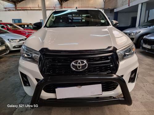 Toyota Hilux 2.4 GD-6 RB SRX Extra Cab 
