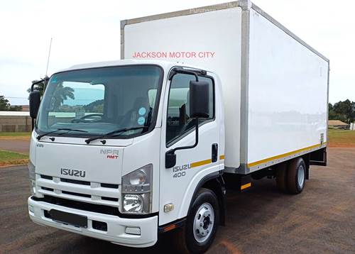 Isuzu NPR 400 - AMT Van Body
