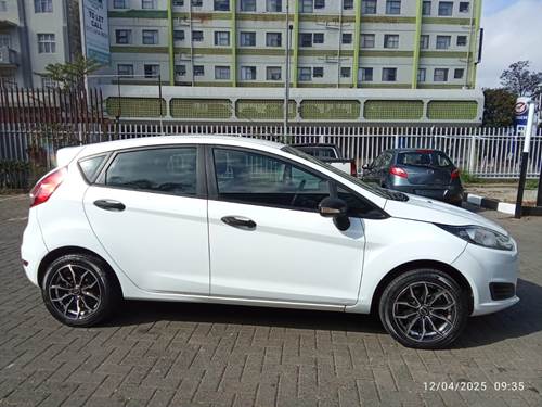 Ford Fiesta 1.4i (71 kW) Ambiente Hatch Back