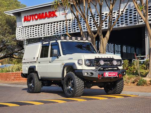 Toyota Land Cruiser 79 2.8 GD-6 Double Cab Auto