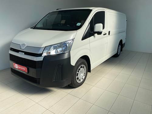 Toyota Quantum 2.8 SLWB Panel Van