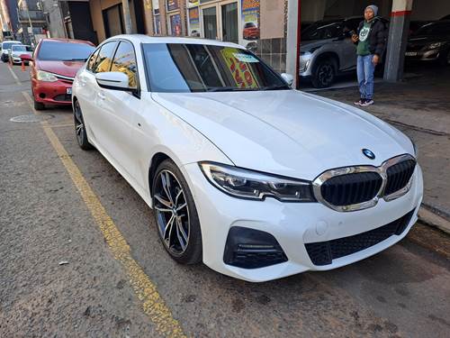 BMW 320i (F30) Auto
