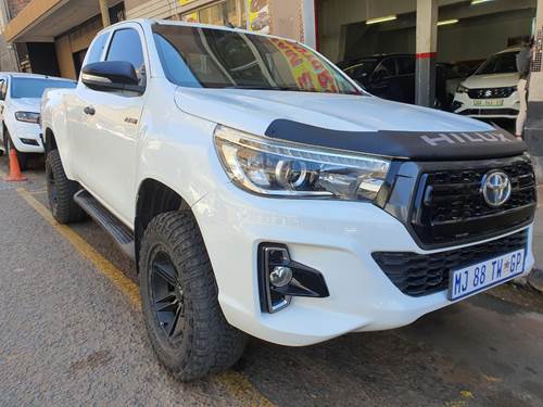 Toyota Hilux 2.4 GD 6 RB SRX P/U Extended Cab