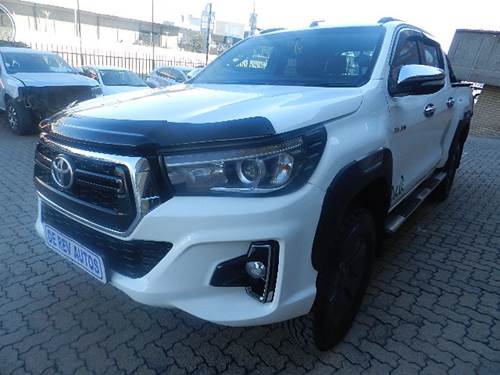 Toyota Hilux 2.8 GD-6 Double Cab Auto 