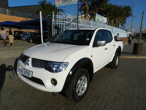 Mitsubishi Triton 3.2 Di-D Double Cab 4X4