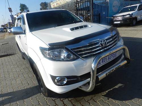 Toyota Fortuner II 3.0 D-4D Raised Body Auto
