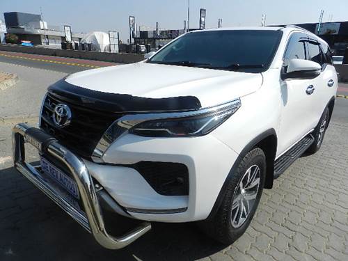 Toyota Fortuner V 2.8 GD-6 Epic Auto 4x4