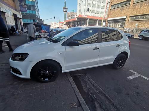 Volkswagen (VW) Polo Vivo 1.4 Hatch Comfortline 5 Door