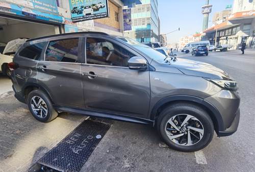 Toyota Rush 1.5 Auto