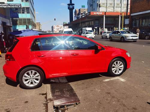 Volkswagen (VW) Golf 7 TSI BlueMotion Lounge Edition