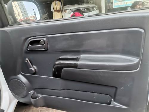 Isuzu KB 200i Fleetside