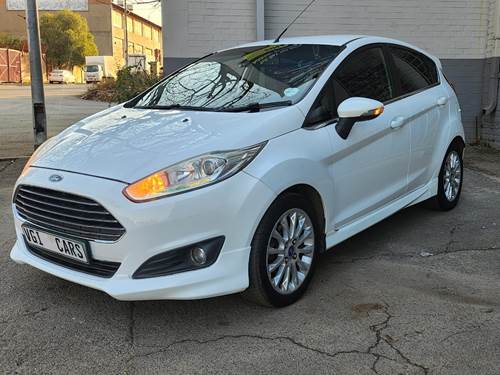 Ford Fiesta 1.0 EcoBoost Titanium 5 Door