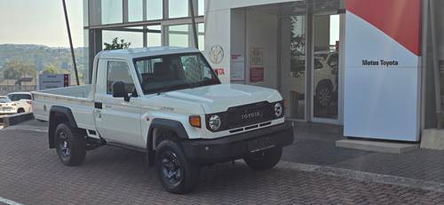 Toyota Land Cruiser 79 2.8 GD-6 Auto