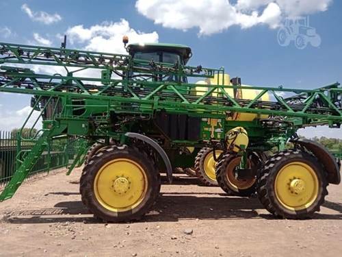 John Deere M4025