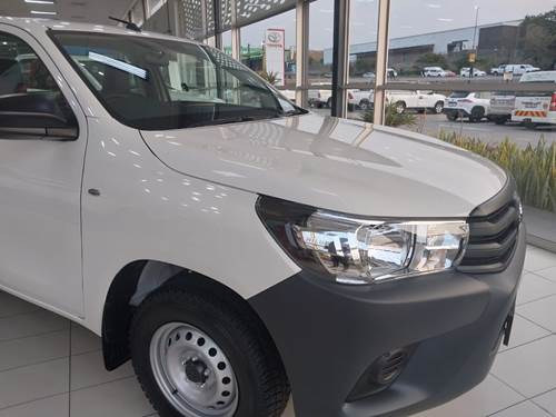 Toyota Hilux 2.0 VVTi Aircon Single Cab