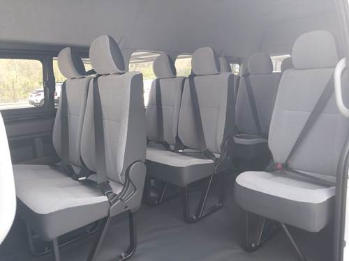 Toyota Quantum HIACE 2.5 D-4D 14 Seat