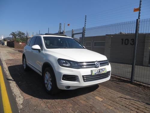 Volkswagen (VW) Touareg 3.0 TDi V6 (180 kW) Tiptronic Bluemotion