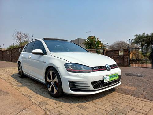 Volkswagen (VW) Golf 7 GTi 2.0 TSi DSG