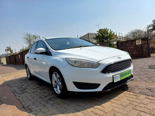 Ford Focus 1.0 EcoBoost Trend Sedan