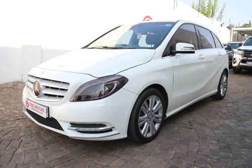 Mercedes Benz B 200 Blue Efficiency 7G-DCT
