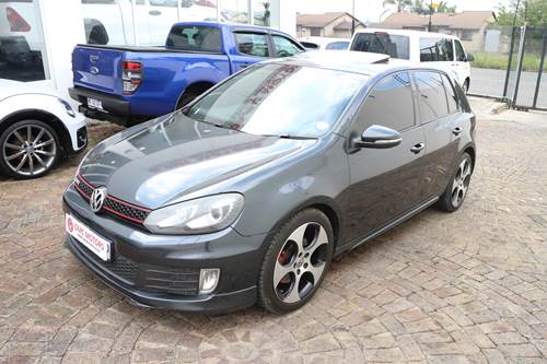 Volkswagen (VW) Golf 6 GTi 2.0 TSi DSG