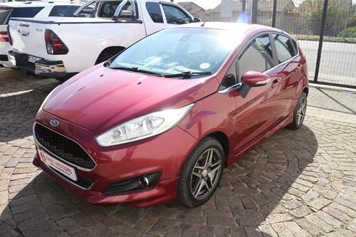 Ford Fiesta 1.0 EcoBoost Titanium Powershift 5 Door