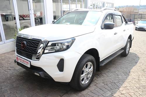 Nissan Navara 2.5 DDTi SE Double Cab