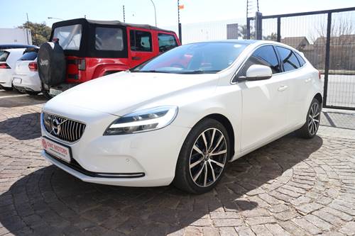 Volvo V40 D3 Momentum Geartronic