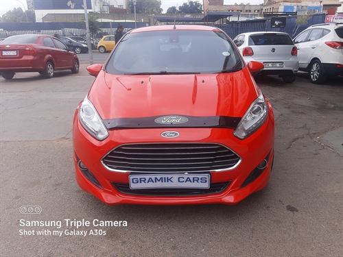 Ford Fiesta 1.0 Ecoboost Ambiente 5 Door