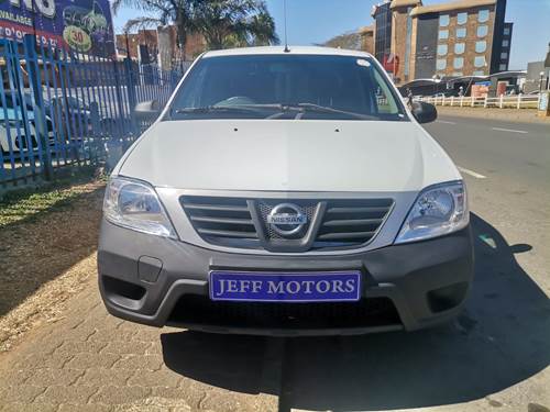 Nissan NP200 1.5 dCi A/C Safety Pack