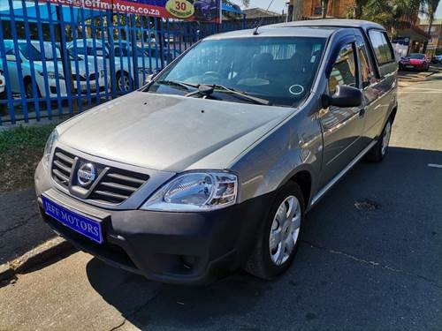 Nissan NP200 1.6i Pack