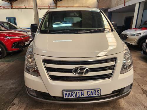 Hyundai H1 2.4 CVVT GLS 9 Seater