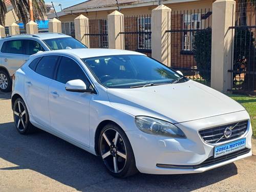 Volvo V40 D2 Elite