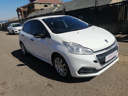 Peugeot 208 1.2 PureTech 5 Door