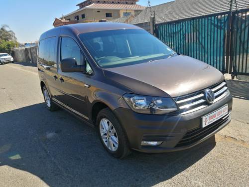 Volkswagen (VW) Caddy 2.0 TDi Crewbus