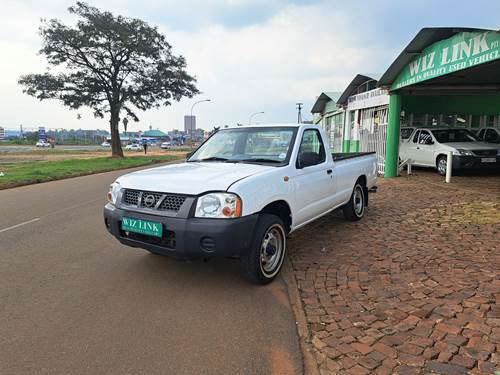 Nissan Hardbody NP300 2.0i LWB Single Cab