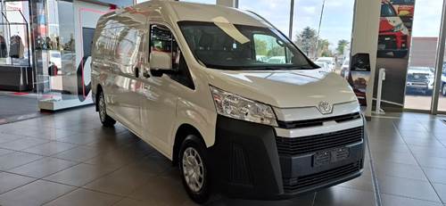 Toyota Quantum 2.8 SLWB Panel Van