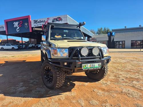 Toyota Land Cruiser 79 4.5 Diesel Pick Up Double Cab