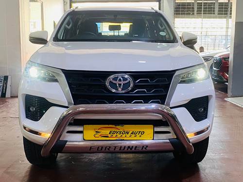 Toyota Fortuner IV 2.8 GD-6 Epic Auto